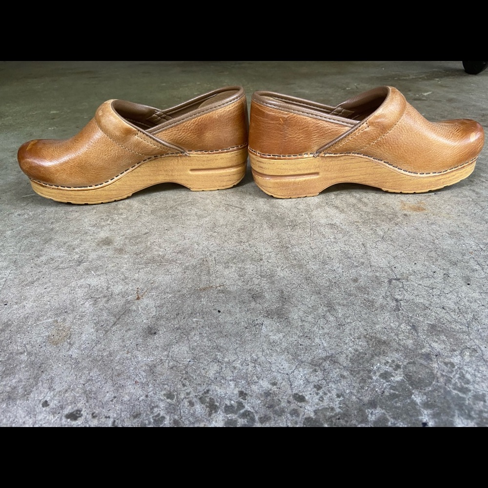 Dansko Professional Honey Distressed Clogs
